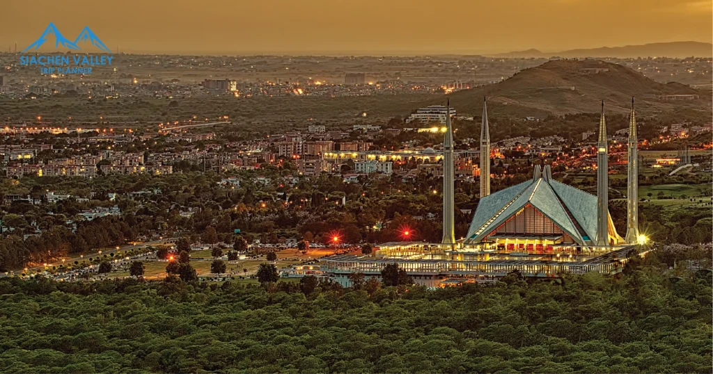 Ultimate Tourist Guide to Pakistan